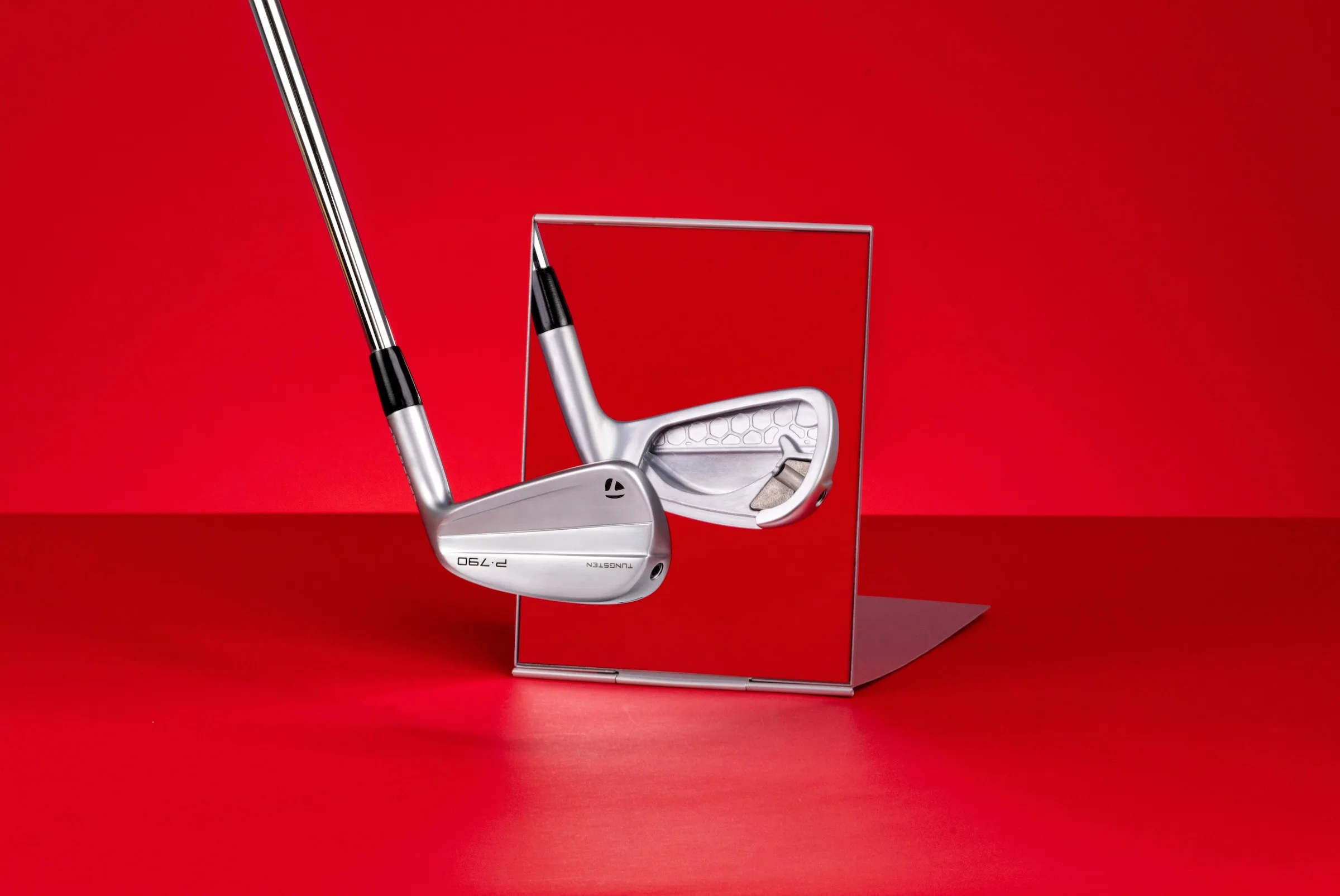 TaylorMade P·790 Iron