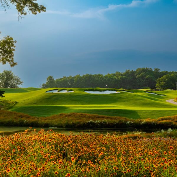 The Battlefield Par-3 Golf Course at Shangri-La Resort