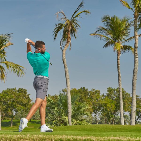 Golfer-wearing-FJ-MidSummer-24-Apparel