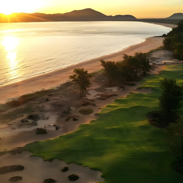 The Laguna Golf Lang Co