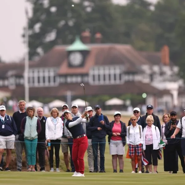 Melanie Green of the USA in action at the 43rd Curtis Cup with the iconic Clubhouse at Sunningdale