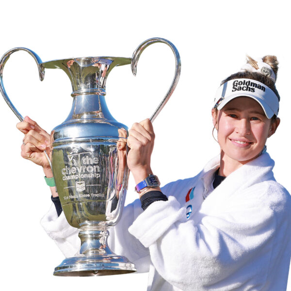 Nelly Korda with the Chevron Trophy