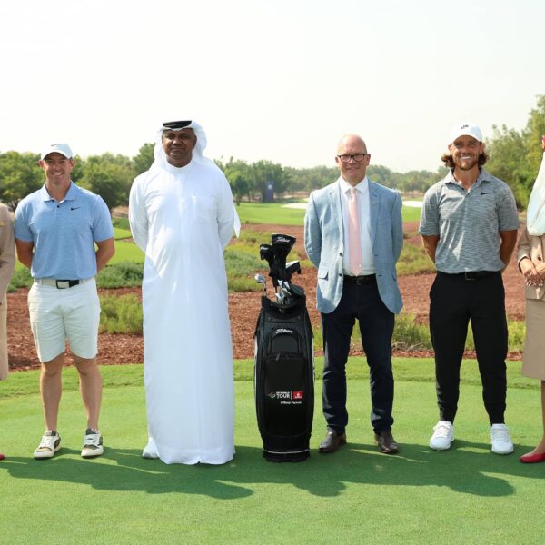 Emirates cabin crew with Rory McIlroy, Nabil Sultan (Divisional Senior Vice President, Emirates), Guy Kinnings (CEO, DP World Tour) and Tommy Fleetwood