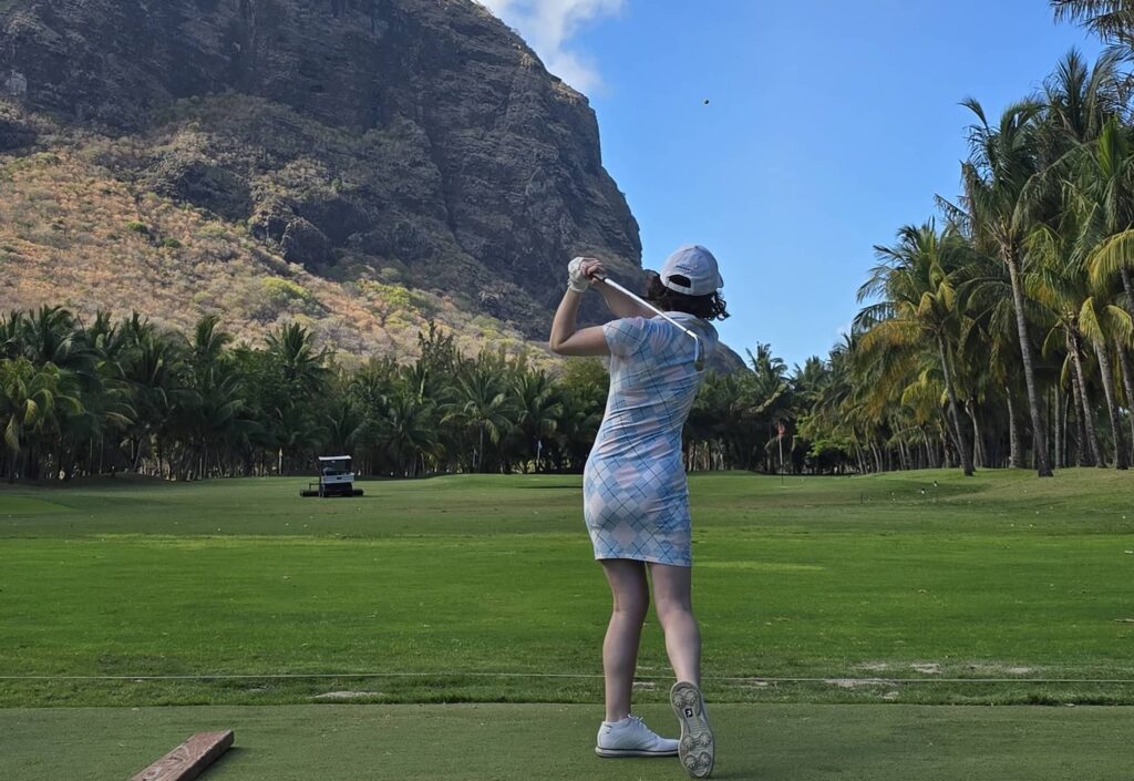 Golfer on Paradis Beachcomber Golf Driving Range