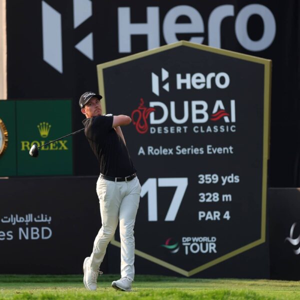 Hillier Leads After Birdie-Birdie Finish In Dubai
