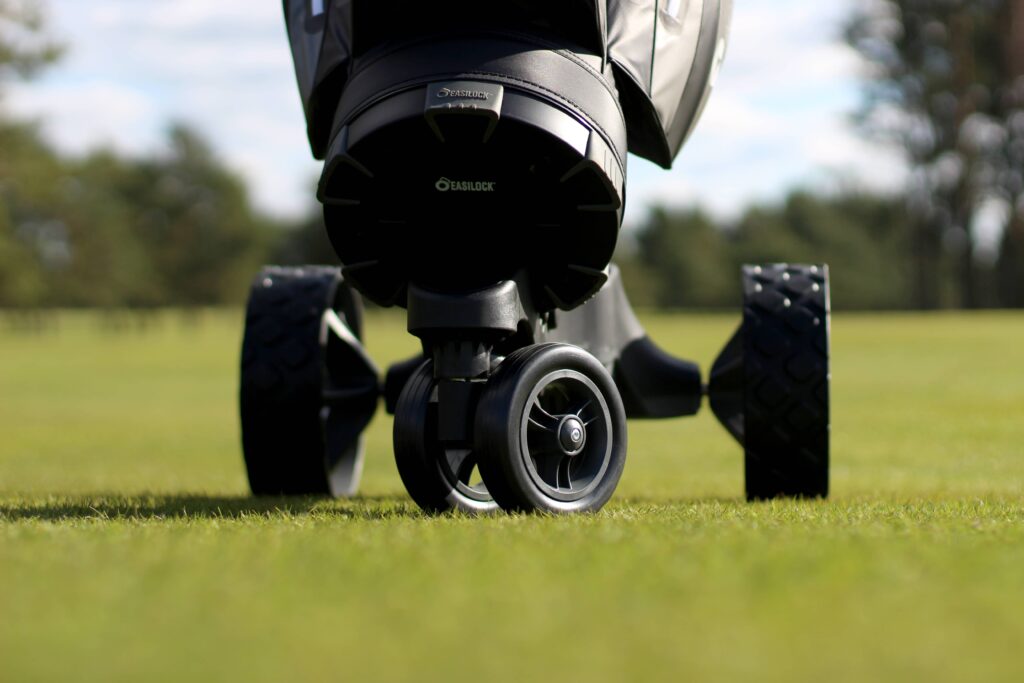 2025 ME REMOTE Front Wheel Close