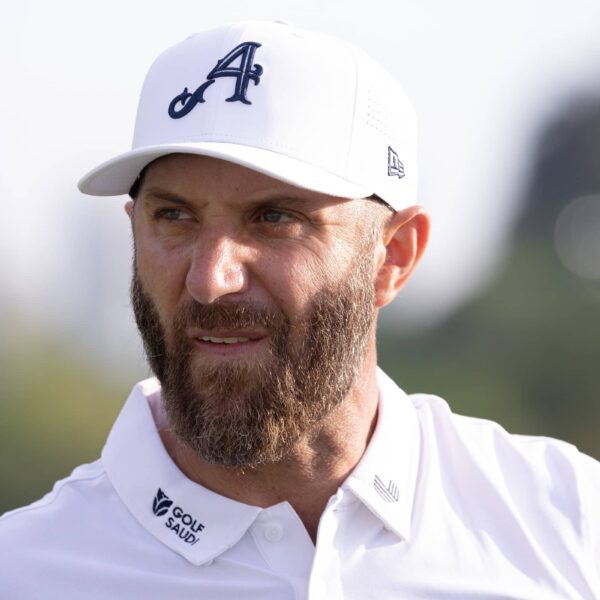 Dustin Johnson Leads Singapore with Perfect Outing