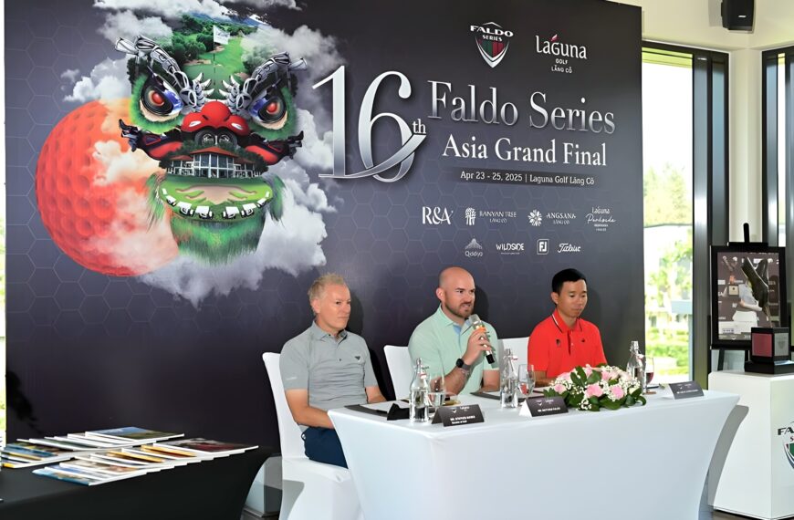 Matthew Faldo, centre, is bullish about Vietnam’s potential as a hub for golf in Asia