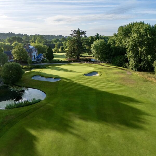 The Buckinghamshire, Hole 9
