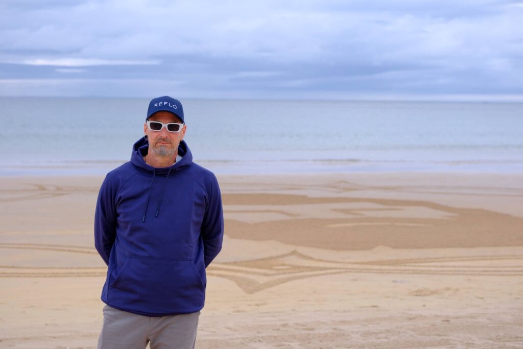 Sand artist Manuel Frolich