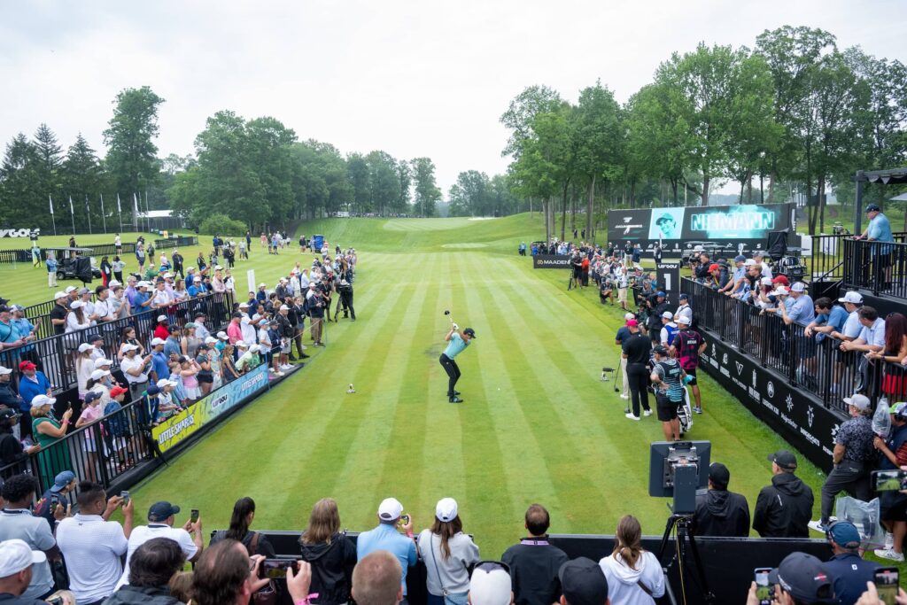 Joaquín Niemann First Tee