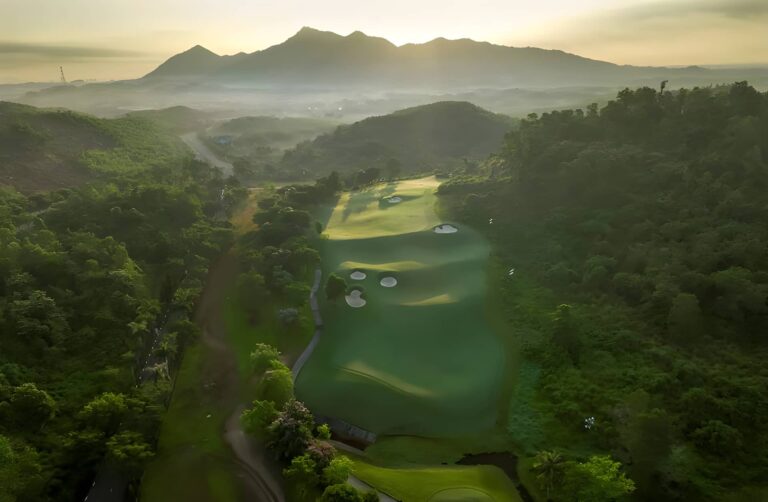 The beauty of courses like Ba Na Hills Golf Club has captured global recognition