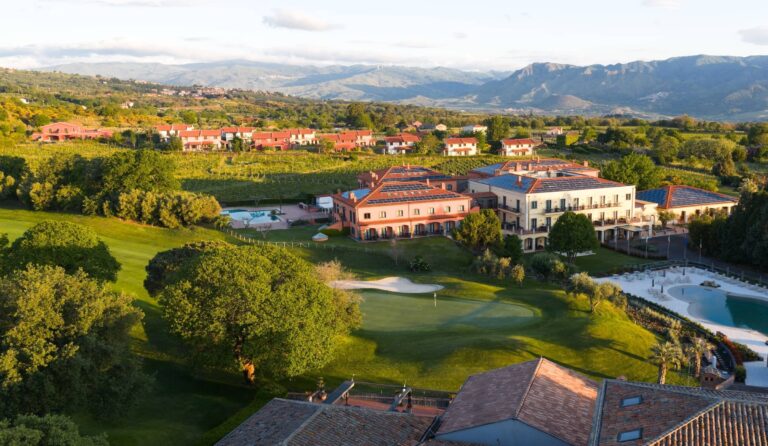Picciolo Etna Golf Resort