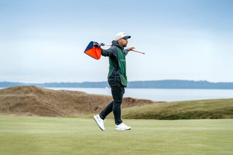 Golfer wearing TRUE linkswear Ascent PNWProof