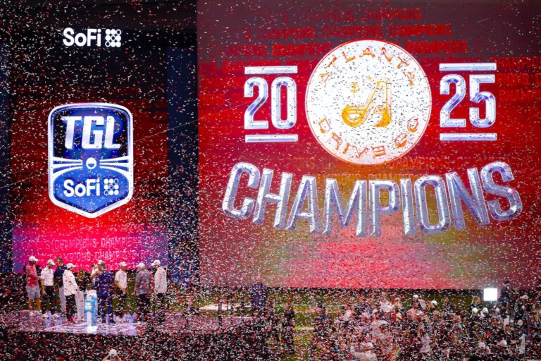 Confetti storm for Atlanta Drive GC - Finals Match 2