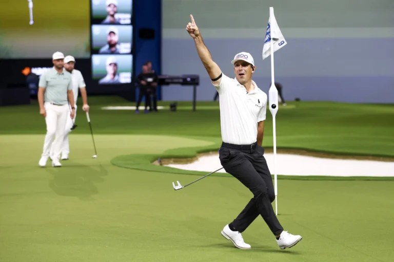 Horschel hyping up the crowd in an ATL blowout win - Match 3_ BAY vs ATL - Season 2