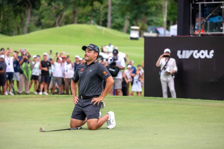 Miguel Tabuena sinks to his knees after winning the International Series Philippines