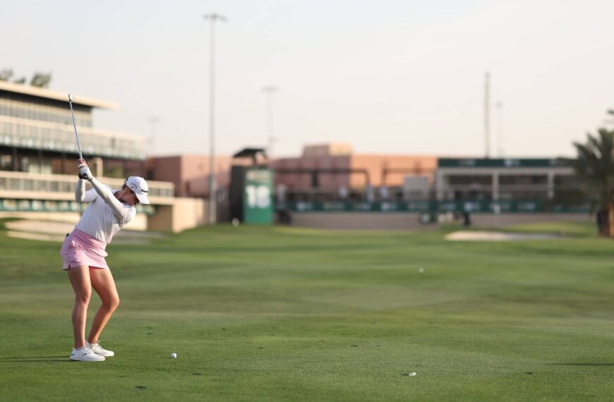 Ciganda Fires Hole-in-One as Leaders Hit Eight Under