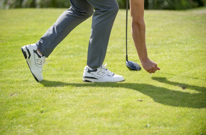 New Balance Golf Shoe SS26 white and black