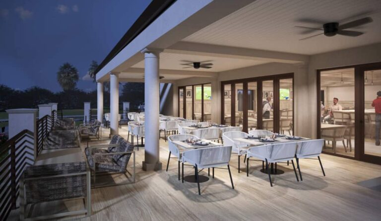 Sara Bay Country Club Outdoor Dining