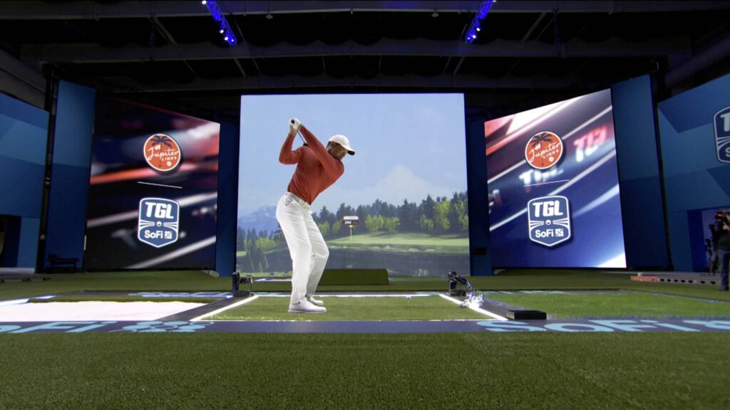 Tiger Woods in SoFi Center - Pre-season