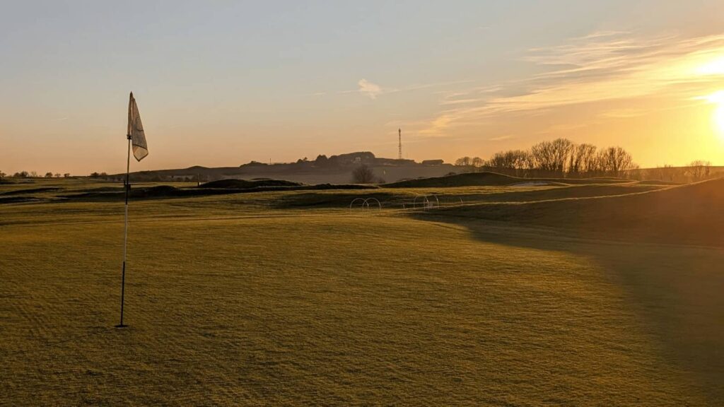 Where Dorset’s Coast Meets a Proper Golf Day