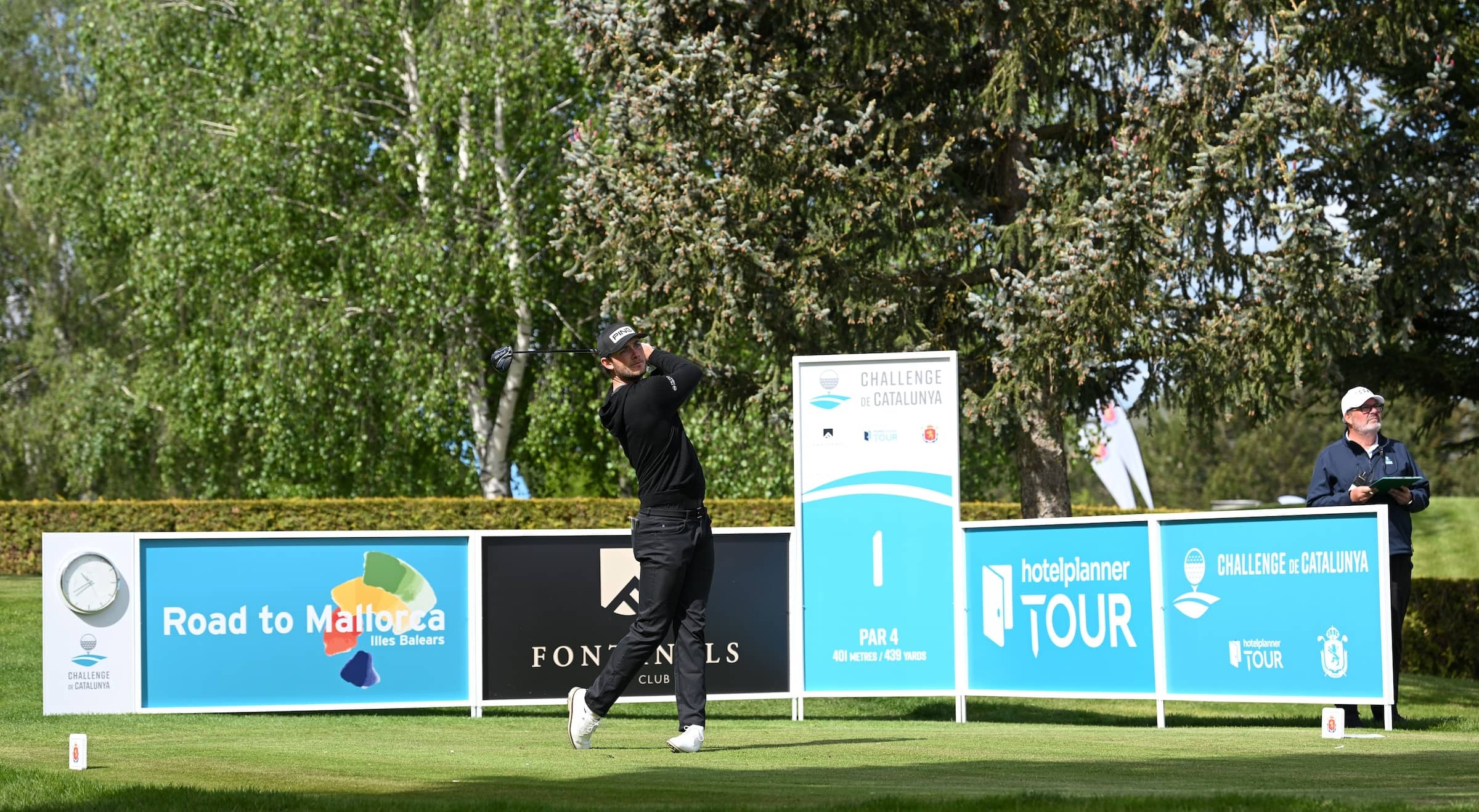 Brown Grabs Girona Lead As Birdies Fly