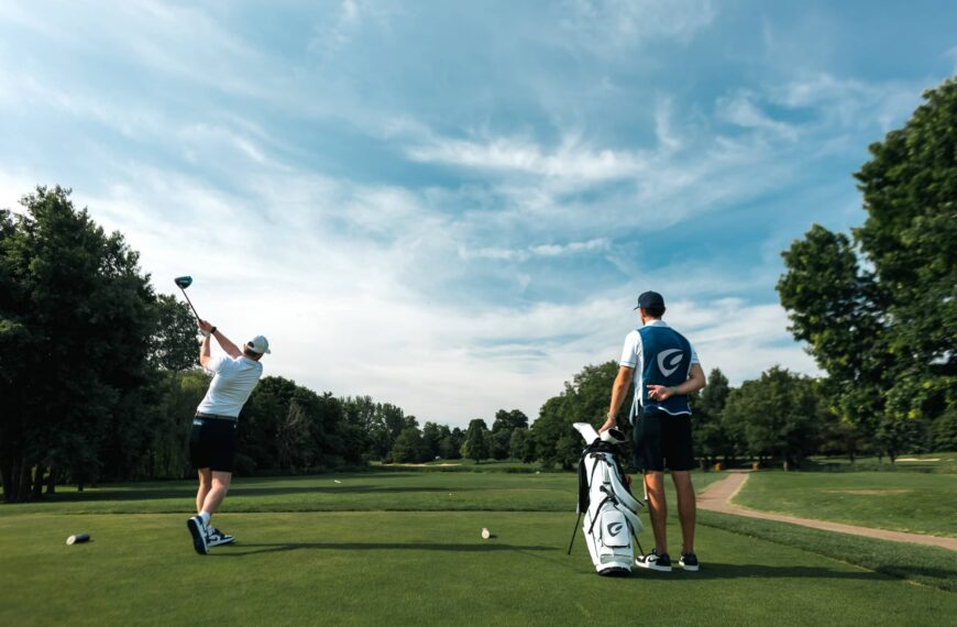 Caddy Clubhouse aims to redefine professional caddying