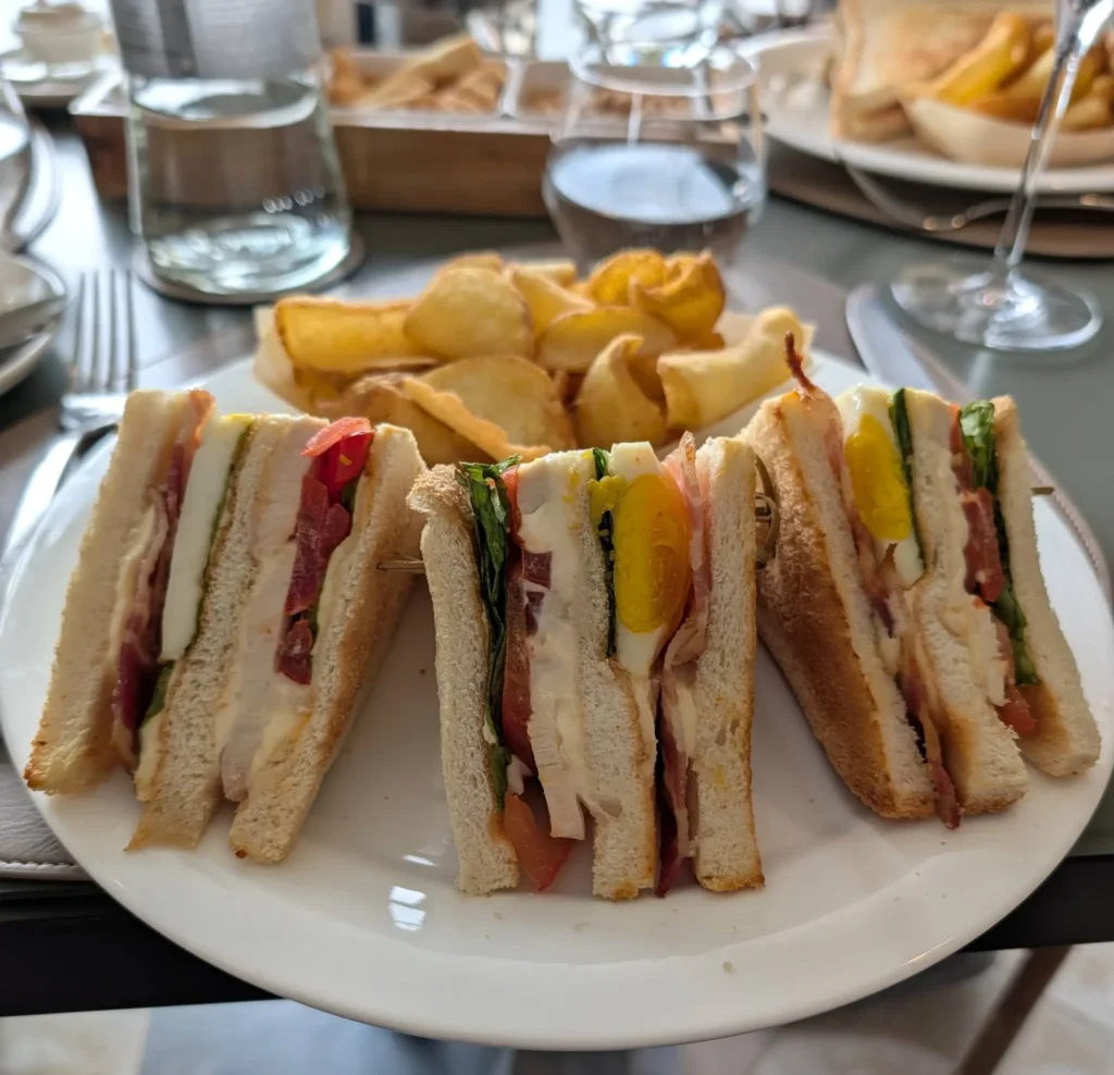 Terme-di-Saturnia-Club-Sandwich