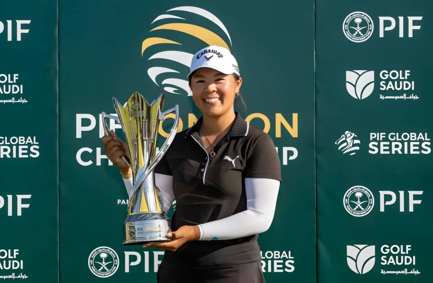 Anna Huang with 2026 PIF Global London Trophy