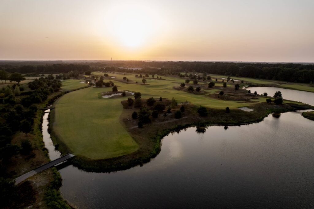 Bernardus Hole 18