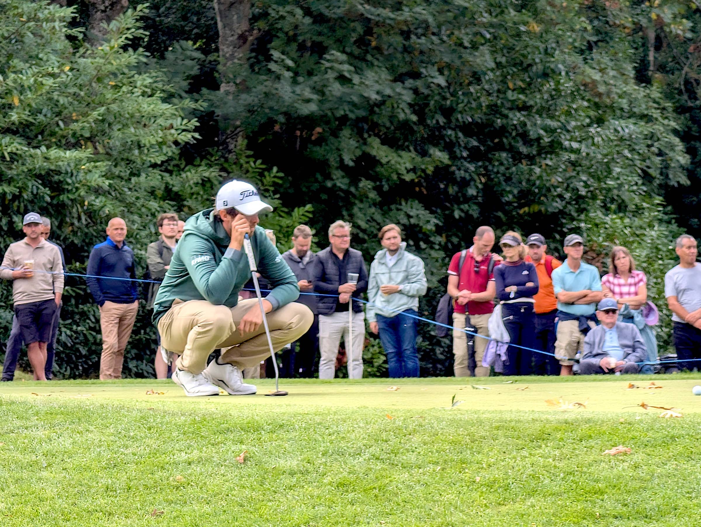 Manuel Elvira on hole 2