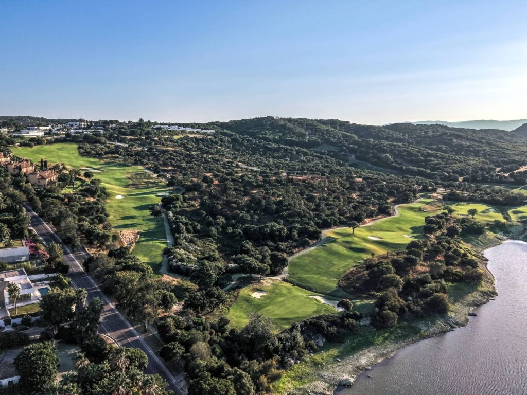The Alto Club Par 3