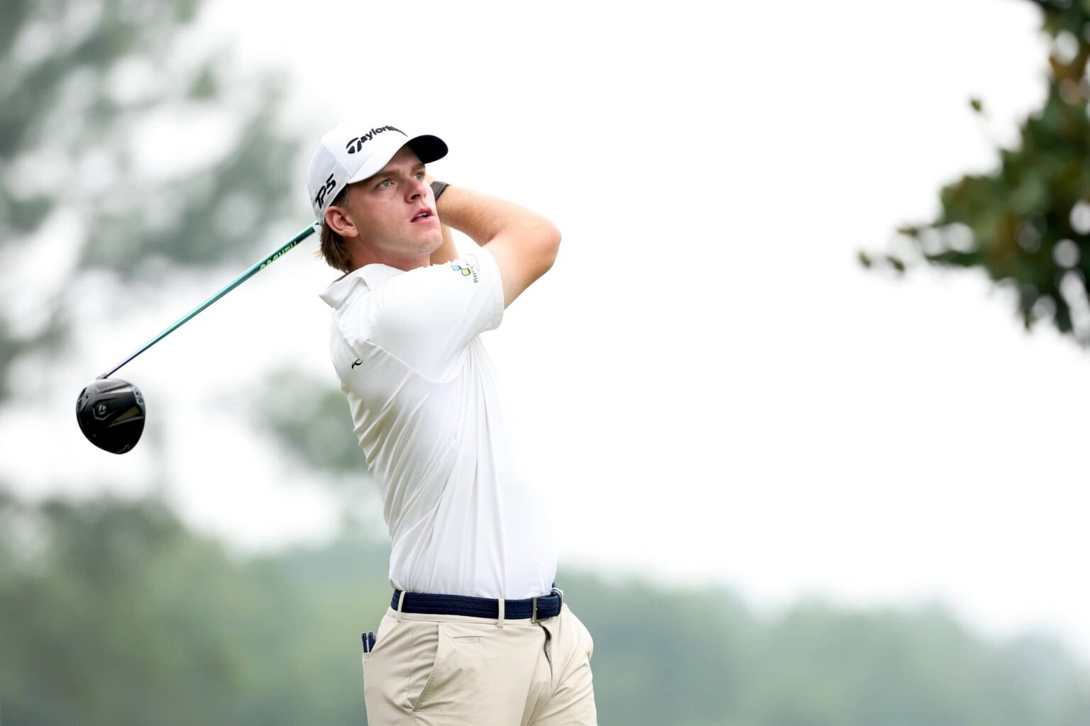 Ten birdies and a course record: Van der Vight makes 62 look easy